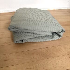 Organic diamond stripe sateen duvet cover